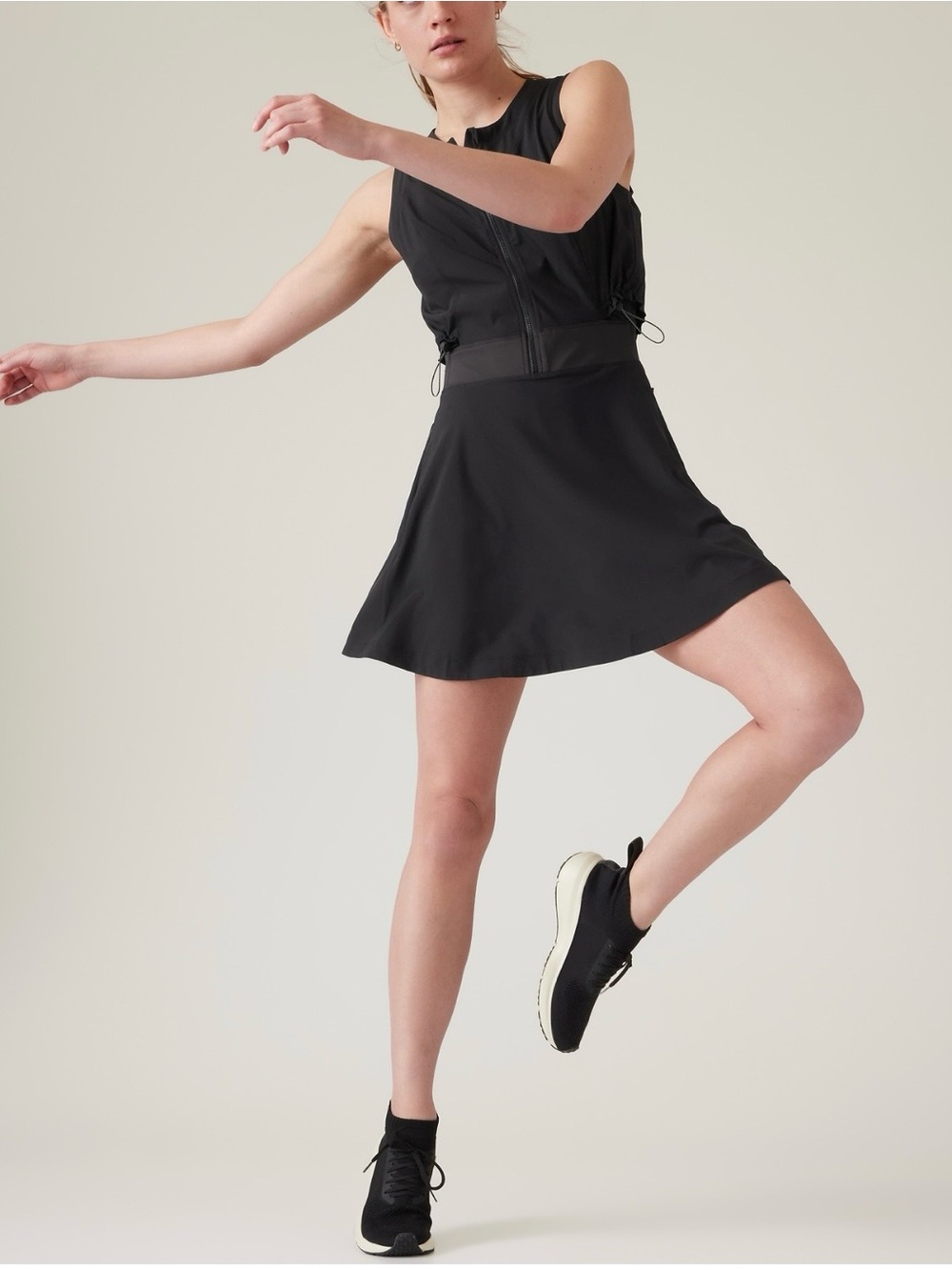 Athleta venture  out dress  size 4 black